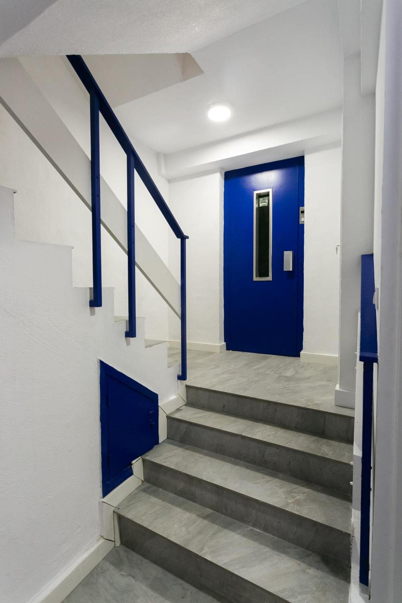 Lujoso Apartamento Con Piscina Compartida 2 Seville Exterior photo
